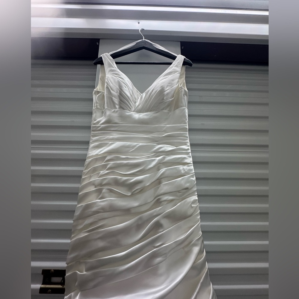 Madison Collection Ivory Satin Wedding Gown – Style 5519 – Size 8 – Corset Back - Picture 5 of 15